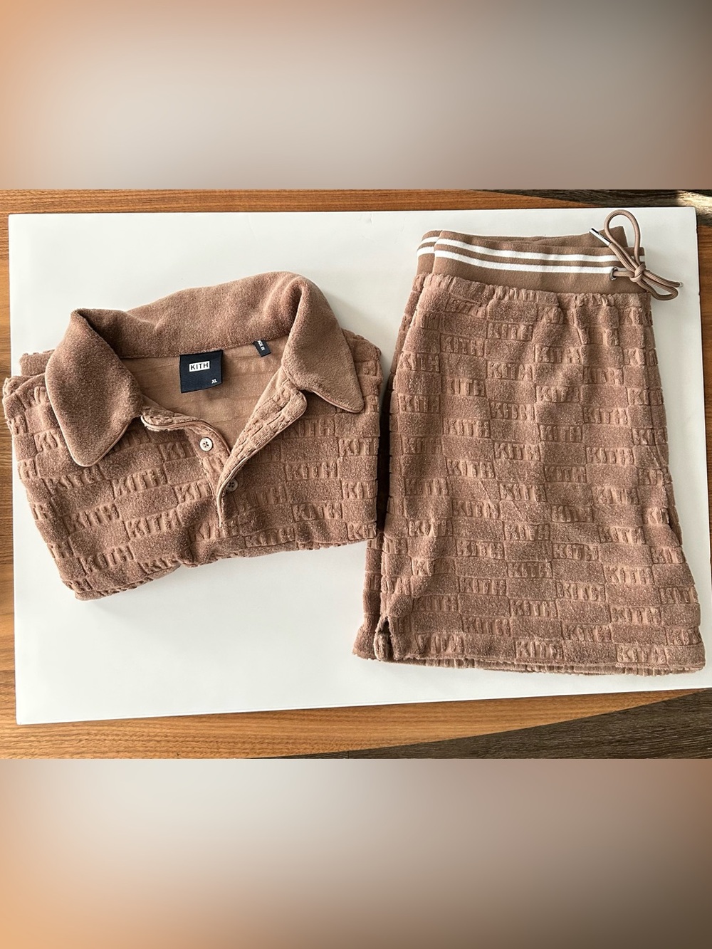 Kith Graham Set – XL